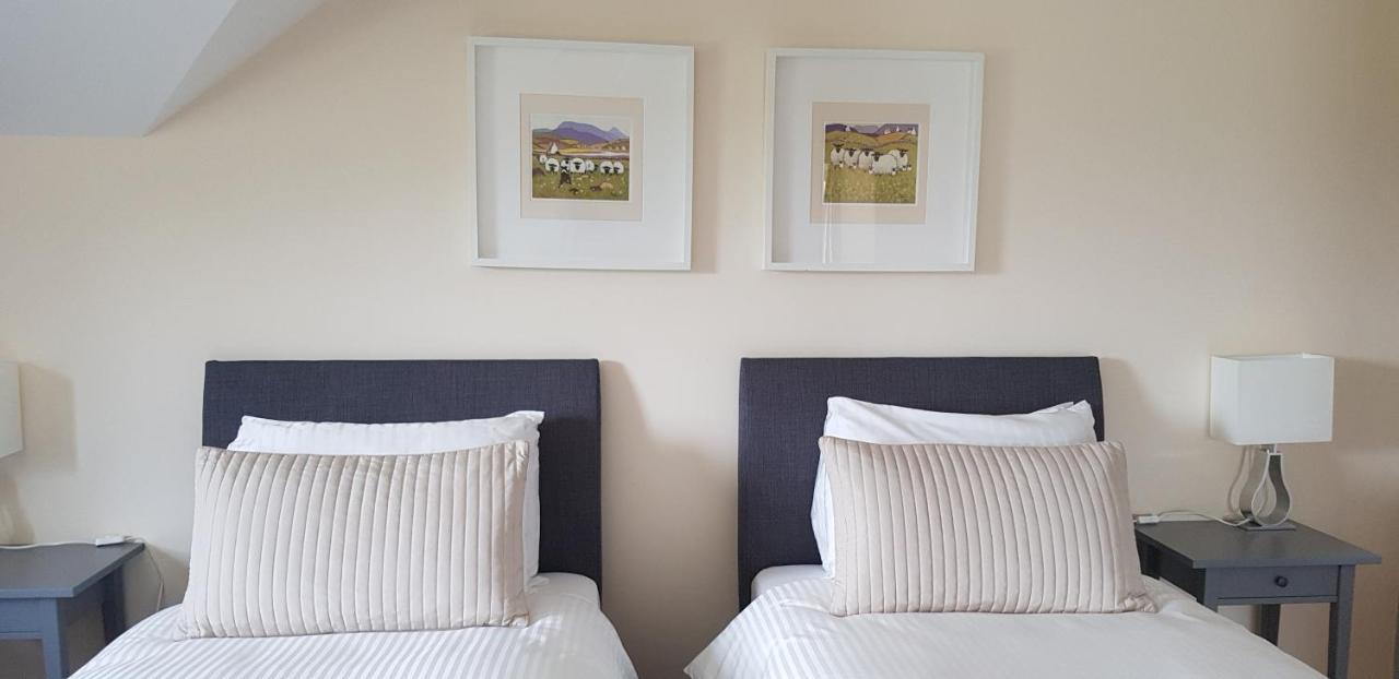 Mountain View Bed & Breakfast, Kenmare, Co. Kerry, Ireland エクステリア 写真